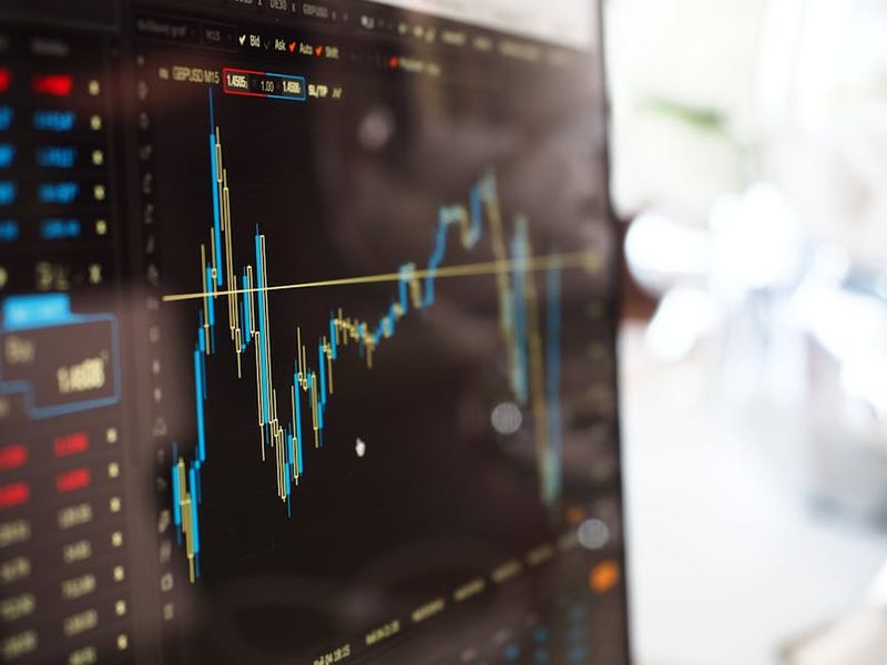 Understanding Market Trends and Property Valuation